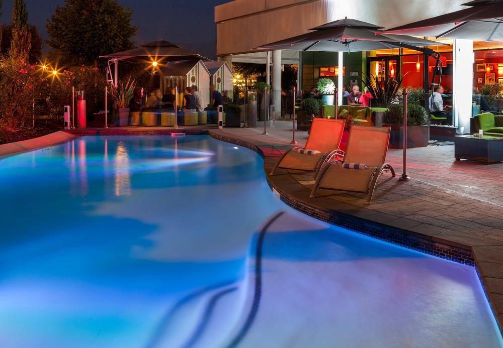Courtyard By Marriott Toulouse Airport Hotel Eksteriør billede