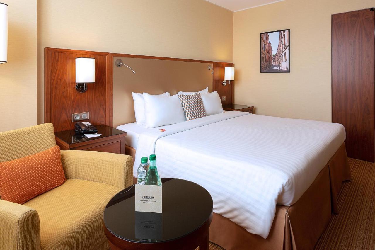 Courtyard By Marriott Toulouse Airport Hotel Eksteriør billede