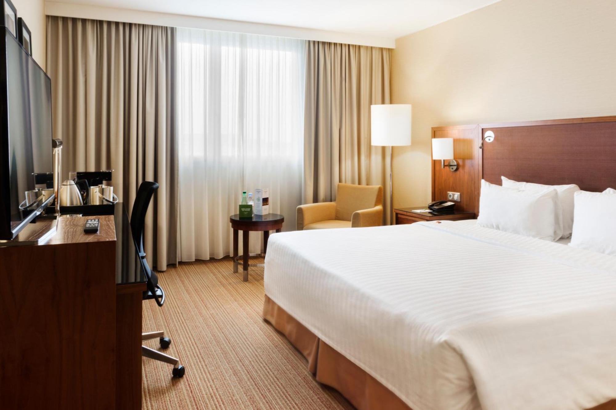 Courtyard By Marriott Toulouse Airport Hotel Eksteriør billede